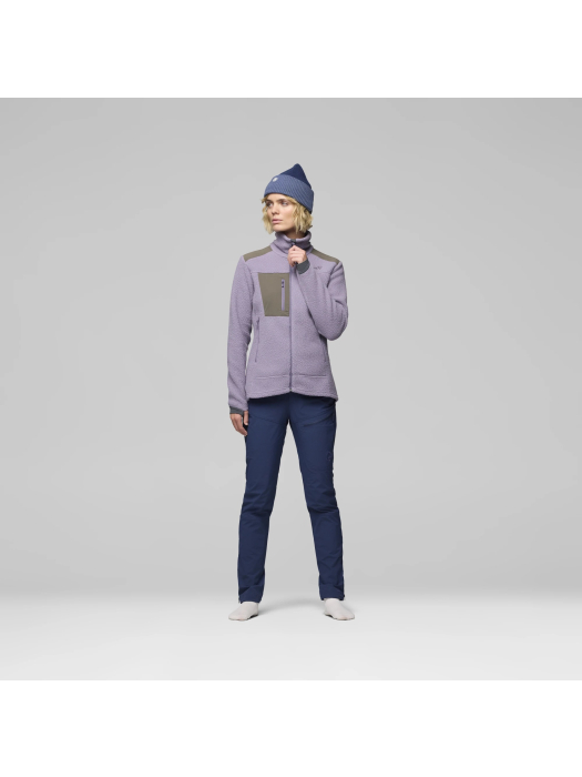 Norrøna trollveggen warm3 Jacket Purple Sage Model Norrøna trollveggen warm3 Jacket Purple Sage Model