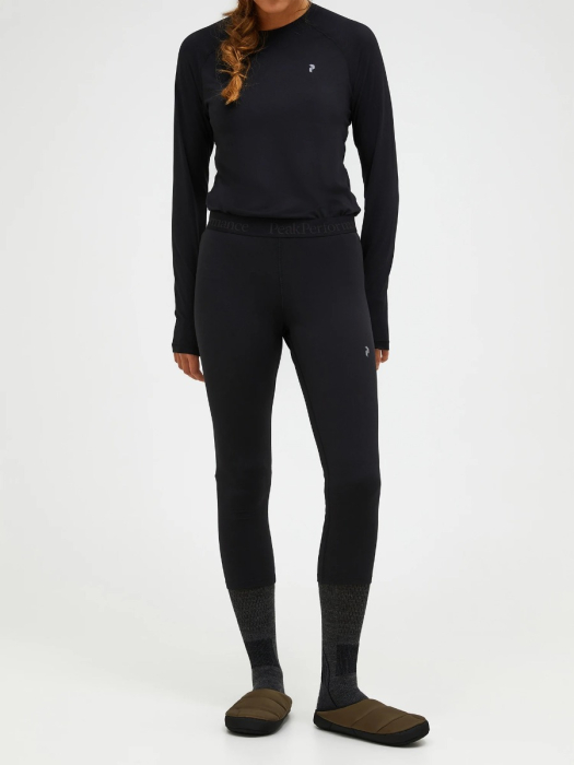 Peak Performance Spirit Short Johns Synthetic Baselayer Women model Peak Performance Spirit Short Johns Synthetic Baselayer Women model