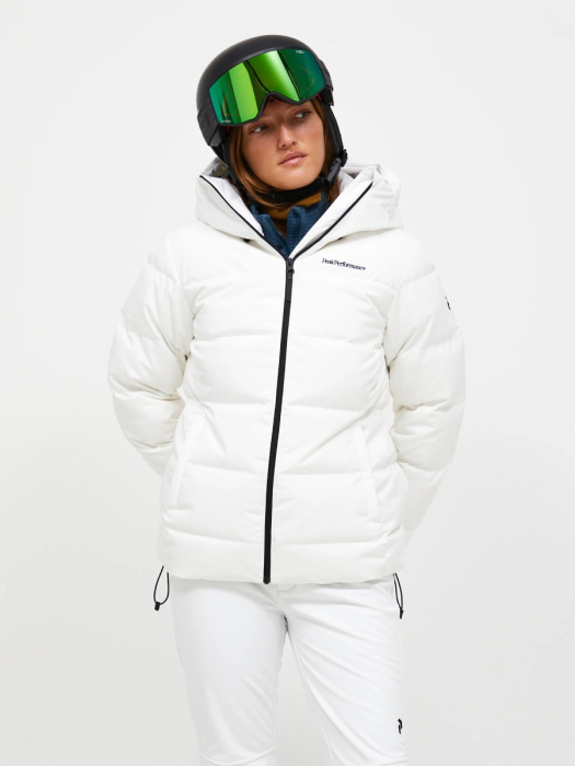 Peak Performance Shred Down Jacket Women model Peak Performance Shred Down Jacket Women model