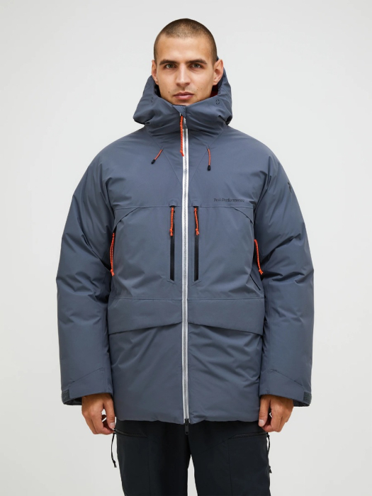 Peak Performance MountainLine HIPE® 2L Down Shell Parka model Peak Performance MountainLine HIPE® 2L Down Shell Parka model